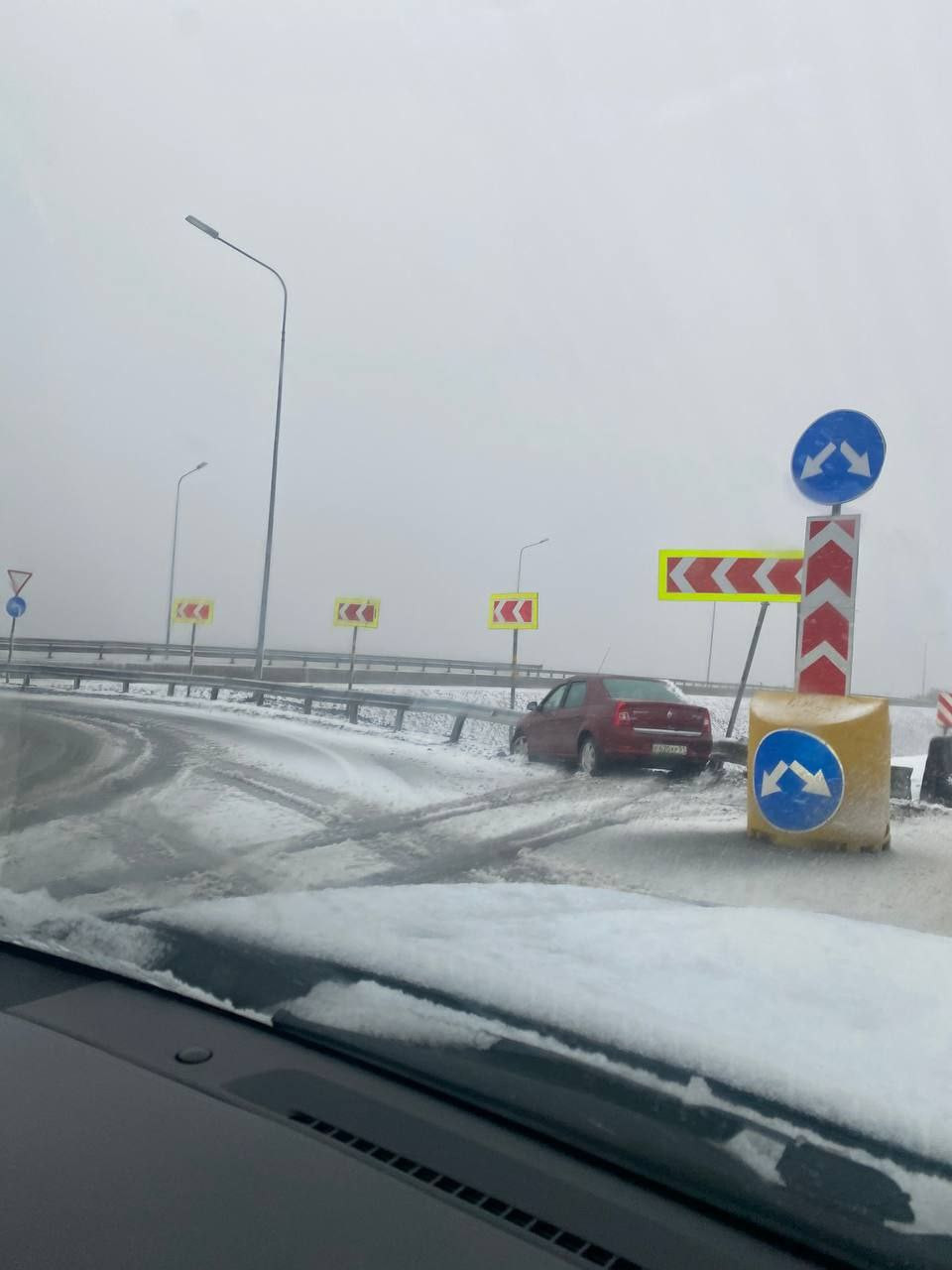 В Мурманской области выпал первый снег и начались первые аварии