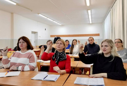 На базе Мурманского арктического университета проходит обучение основам русского жестового языка