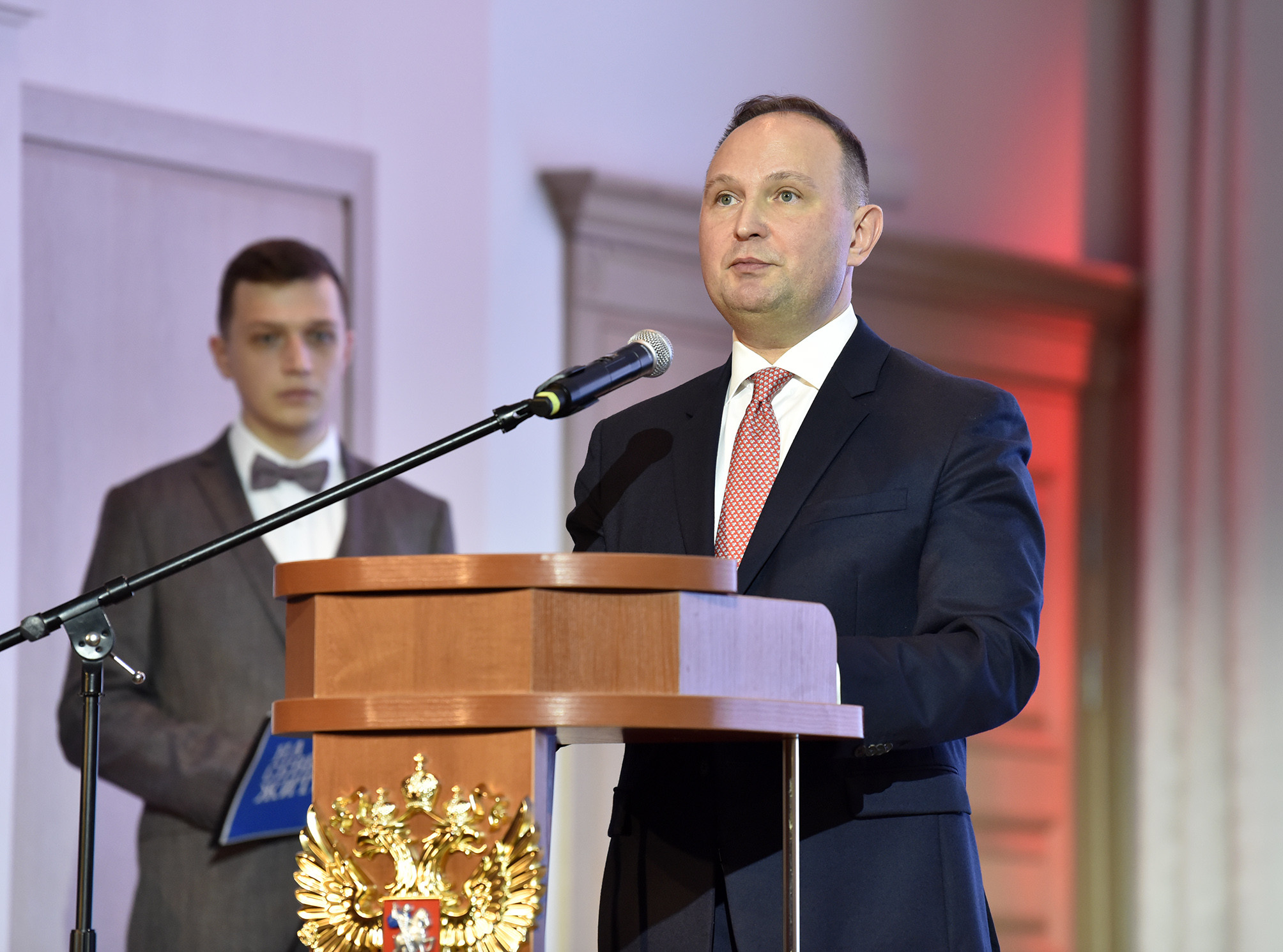 Губернатор Андрей Чибис поздравил работников избиркомов с 30-летием избирательной системы Российской Федерации