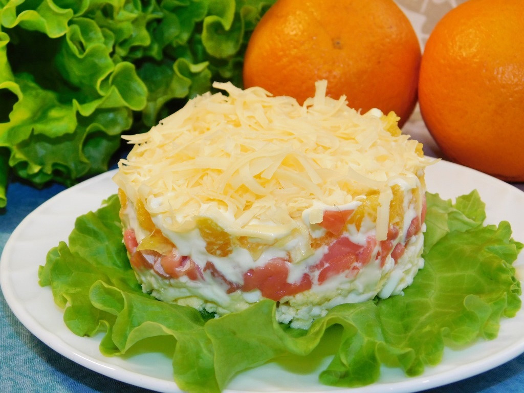Рецепт №1: Классический праздничный салат с горбушей