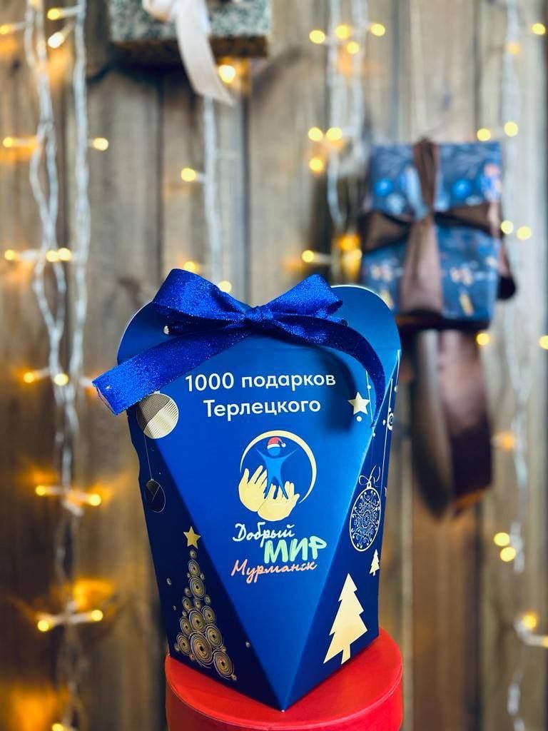 Благотворительный фонд «Добрый мир» к Новому году подготовил рекордное количество сладких подарков для маленьких северян