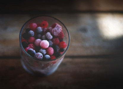 Снизит риск смерти и укрепит сердце: Врач назвала ягоду, которая гарантировано поддержит здоровье зимой — достаточно 100 граммов в день
