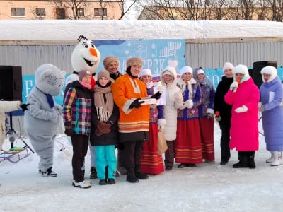 В Заозерске прошел конкурс зимних забав «ВПуховике»