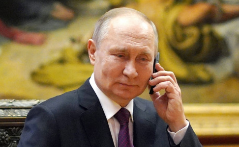 «У аппарата»: Кандидаты в президенты Финляндии поспорили из-за «звонка» Путина