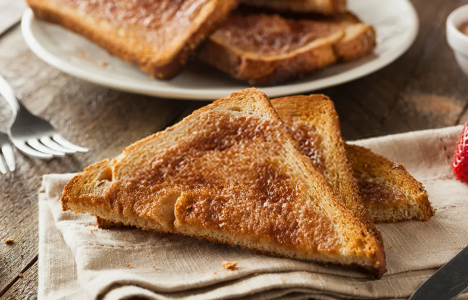 «Эту вкуснятину нельзя пропустить»: Ароматные французские тосты с корицей всего за 10 минут — заменит надоевшие завтраки