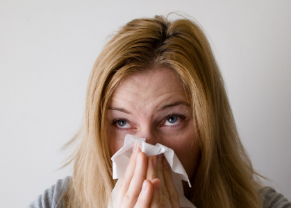 Не заглушить, а вылечить: Как справится с весенней аллергией, научила врач Зорина