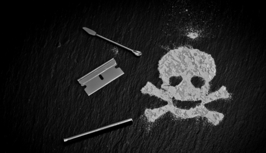 Видно по зрачкам: Нарколог подсказала родителям, как определить, что ребенок начал принимать наркотики — есть несколько признаков