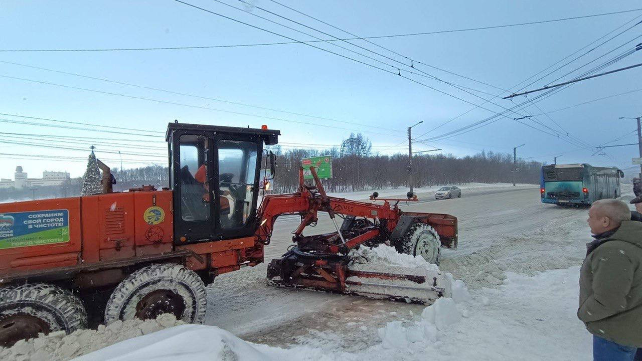 Жители Мурманской области стали реже жаловаться на неубранный снег