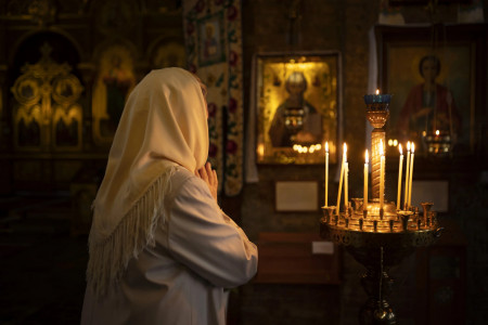 Без этого поститься смысла нет: священник рассказал, от каких двух вещей россиянам нужно отказаться в Великий пост