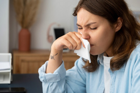 Отставить чихать: Эксперты назвали главную особенность весенней аллергии в 2024 году — как избежать
