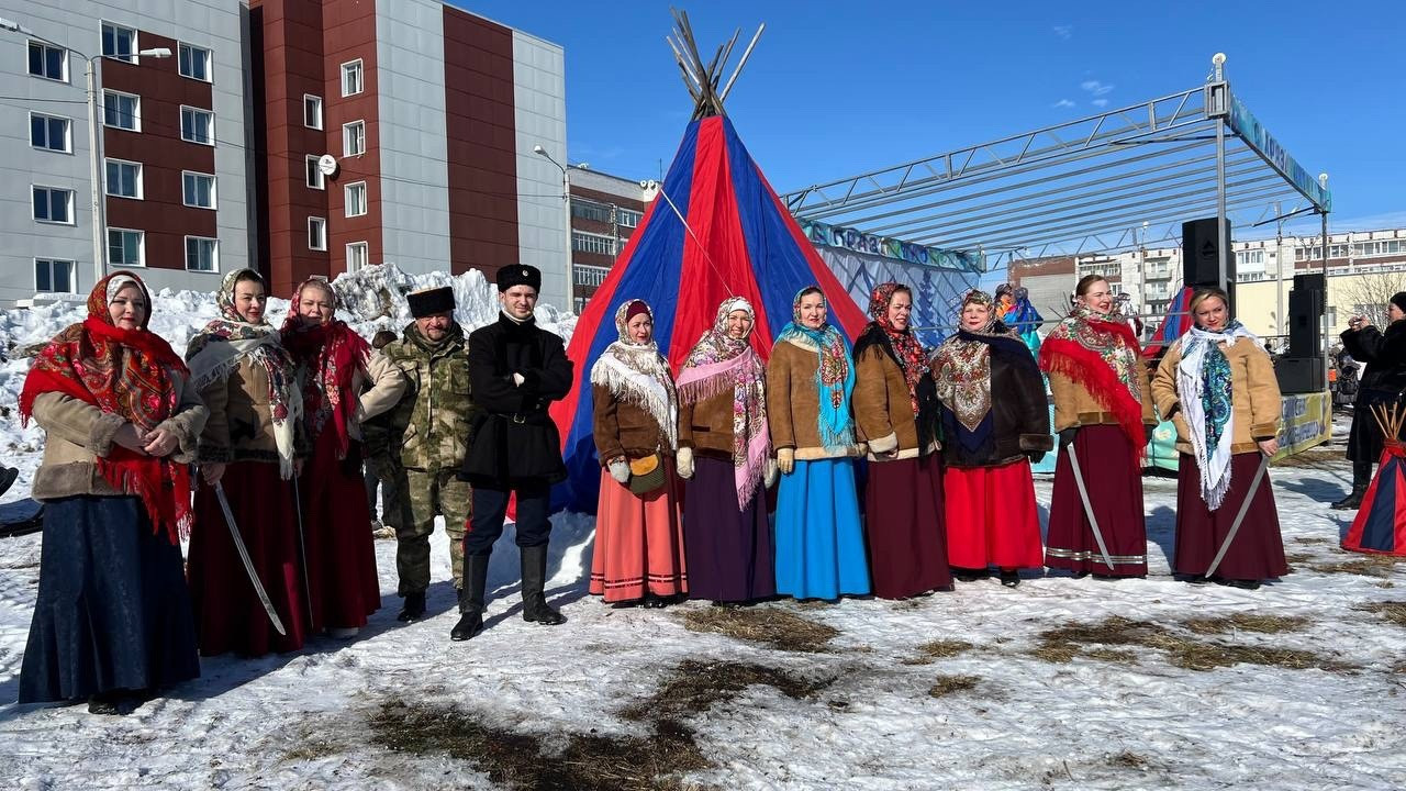 Праздник Севера в Ловозеро: традиционный День Оленевода и гонки на оленьих упряжках