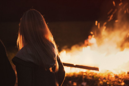 В Норвегии подсчитали количество сожженных «ведьм»: сотни красавиц погибли ни за грош