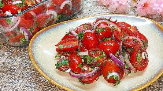 Из самых дешевых томатов получится наивкуснейшая закуска: разлетится в момент — делайте больше