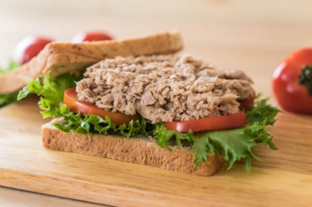 «Талия станет осиной, а бёдра подтянутыми»: Диетолог Чиж назвала 3 самых полезных бутерброда для худеющих — на каждый день