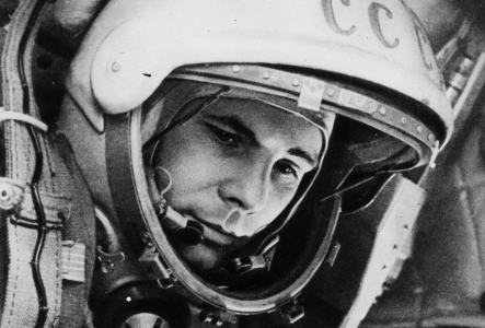 «Прощайте, товарищи!»: Какой эпизод полёта Юрия Гагарина в космос засекретили в СССР — оказывается, он мог погибнуть 11 раз