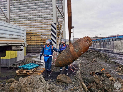 Взрывотехники уничтожили на полигоне найденную в мурманском порту авиабомбу