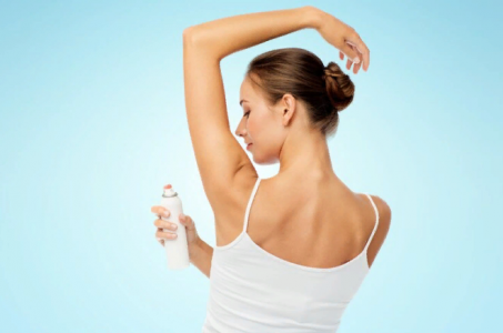 «Кристальная свежесть на 24 часа»: Доктор Маматов рассказал, как правильно выбрать дезодорант — разгромная победа над запахом пота