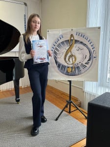 Ученики из Оленегорска победили на XII Открытом районном конкурсе «Юный пианист»