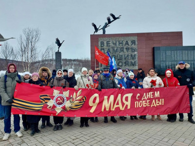 Торжественные мероприятия в Мурманске: почтение памяти героев Великой Отечественной войны в Долине Славы