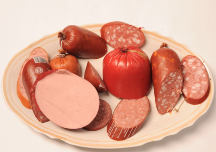 «Сердце не справится»: Сколько в день можно съедать колбасы, чтобы не навредить себе — диетолог Чухачева