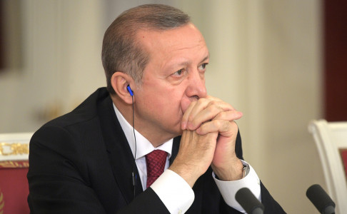 Турция на грани: Эрдоган провёл экстренное заседание после предупреждения о госперевороте