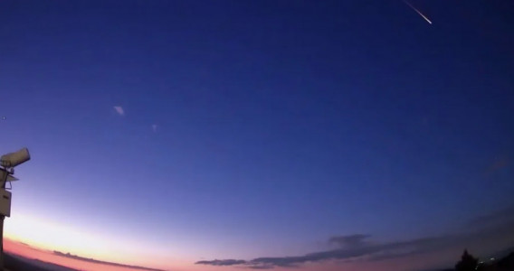 Русская ракета или американский спутник: астрономы объяснили происхождение странного объекта в небе над Ставрополем