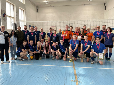Апатиты победили на открытом первенстве по волейболу «Серебряный мяч» в Ковдоре