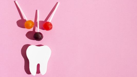 Стоматологи назвали продукты, которые навредят вашим зубам — получился впечатляющий и неожиданный список