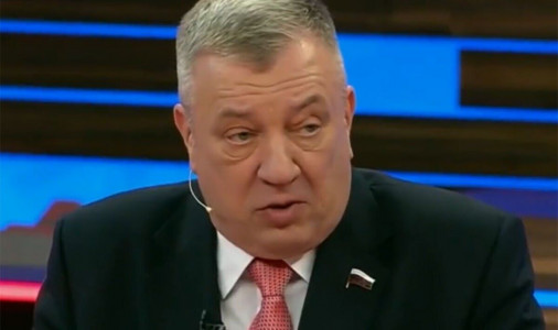 Генерал разнес организацию обороны Курской области и устроил в Киеве праздник, выдав массу интересной информации