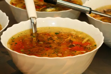 Вот это по-русски: как готовить настоящие щи с насыщенным вкусом и пряным ароматом