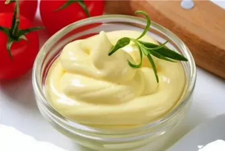 Легко и просто и без яиц: в чем секрет вкусного майонеза по-домашнему — полчаса и все готово