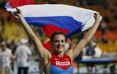 Сбежавшая из России Исинбаева купила в Москве жильё за 76 млн рублей, несмотря на огромный долг перед налоговой