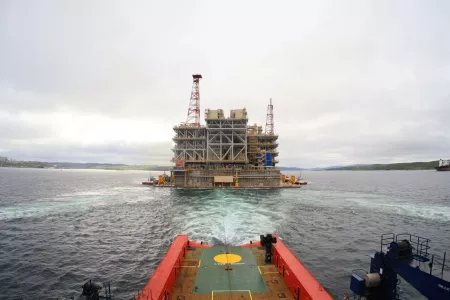 Четыре газовоза переименовывают на российские названия для проекта «Арктик СПГ-2»