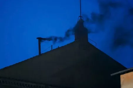 Черный дым из трубы: как прошел конклав по избранию нового папы римского