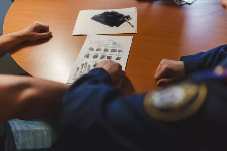 Жительница Мончегорска ограбила спящего знакомого