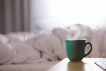 Заменила кофе на этот напиток — нормализовался сон и улучшилась интимная жизнь: как приготовить целебное зелье