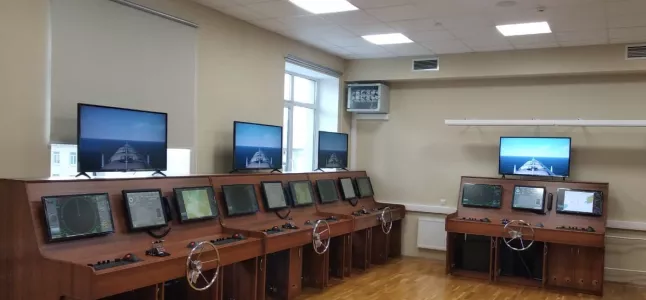 Экс-преподаватель морского учебного центра в Мурманске предстанет перед судом за коррупционную схему