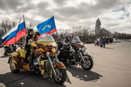 Байкеры дали старт мотосезону в Мурманске