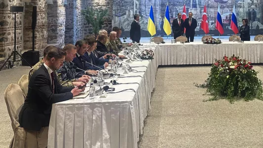 Матвийчук прокомментировал бегство из Стамбула членов украинской делегации и предположил, где они могут находиться: «У Киева дела плохи»