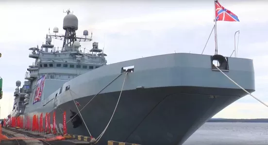 3 тысячи человек посетили десантный корабль «Иван Грен» в Мурманской области
