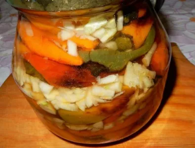 Жареный перец с чесноком — идеальная пара к мясным блюдам или картофелю: готовим без стерилизации на всю зиму