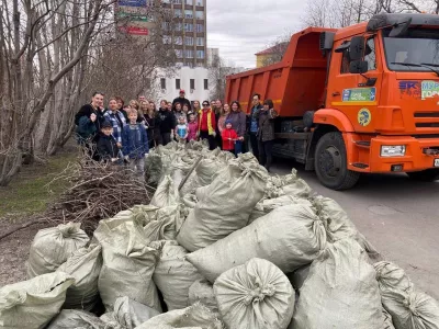 Более 1 тысячи человек поучаствовали в субботнике в Мурманске