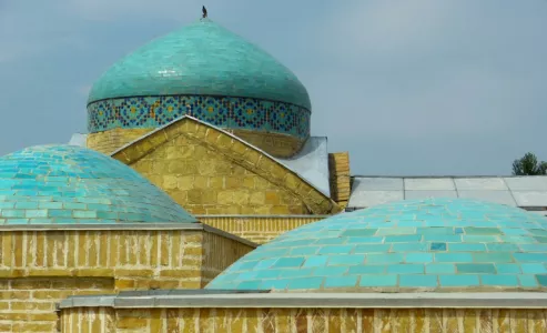 Спальное место — просто мрак: турист рассказал, как на самом деле выглядит обычная квартира в Узбекистане