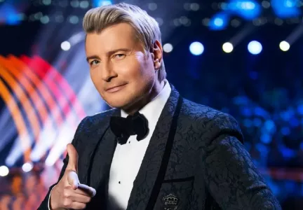 Николай Басков эмоционально ответил на выпад Сергея Соседова, который посоветовал артисту завершить карьеру: «Не пора ли ему просто закрыть рот»
