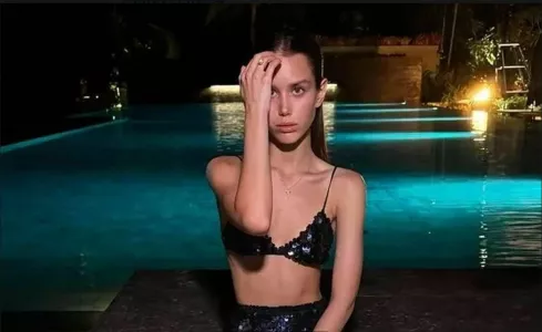 «Она дура»: 19-летняя невеста Лепса дала достойный ответ на оскорбление — дебют закончился громким скандалом