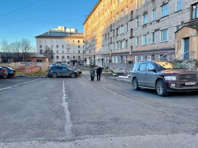 Двор дома в Сафоново благоустроят за 12 млн рублей