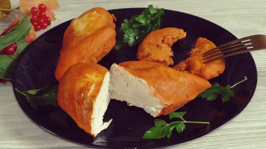 Курица в луковой шелухе — «одеяло» для мяса: варим 20 минут и получаем сочность и аромат