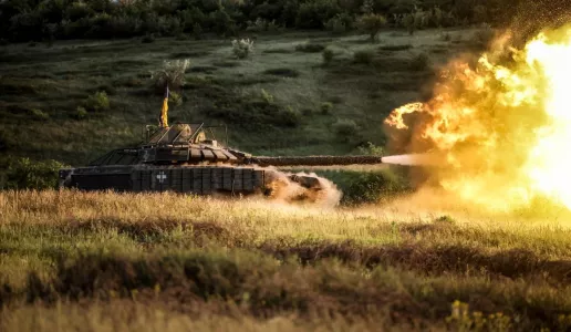 В Волновахе украинские военные ударили из танка по больнице, в которой проходили лечение — международные организации смущенно замолчали