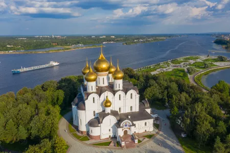 Панорама на Волгу и величественные монументы: названы самые дешевые города РФ для отдыха этим летом