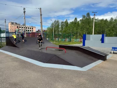 В Апатитах Мурманской области отремонтировали скейт-площадку